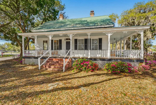 $429,000 | 10 Broad River Boulevard, Beaufort, SC 29906