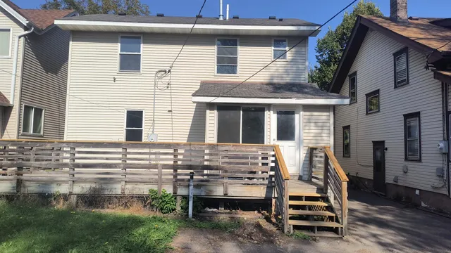 $259,900 | 926 Wilson Avenue, St. Paul, MN 55106