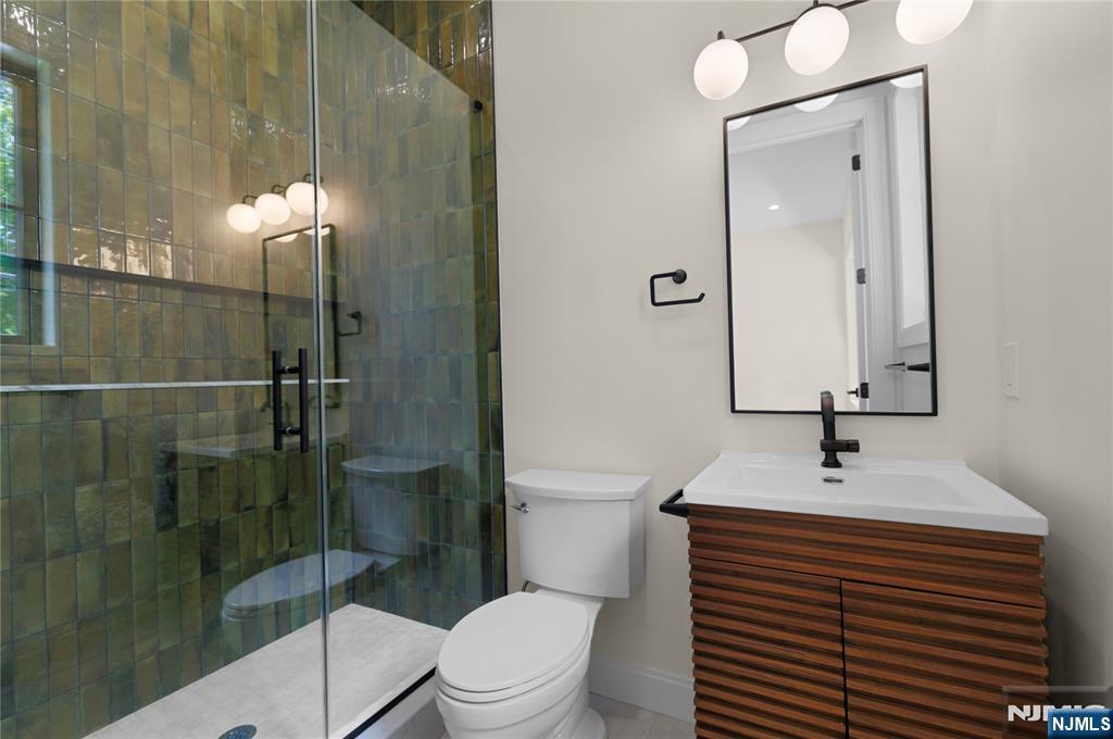 10 Radburn Road Glen Rock, NJ 07452 - Photo 23 of 38 Gallery Image 23