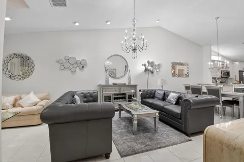 $2,500 | 5782 Brook Bound Lane, Unit A, Boynton Beach, FL 33437