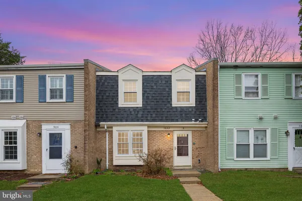$489,000 | 5822 Burke Manor Court, Burke, VA 22015