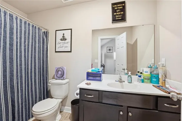 $229,900 | 815 Raven Court, Belton, MO 64012