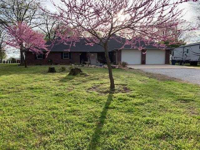 19506 Jaguar Road Neosho, MO 64850 - Photo 1 of 1 IMG_1742 (003)
