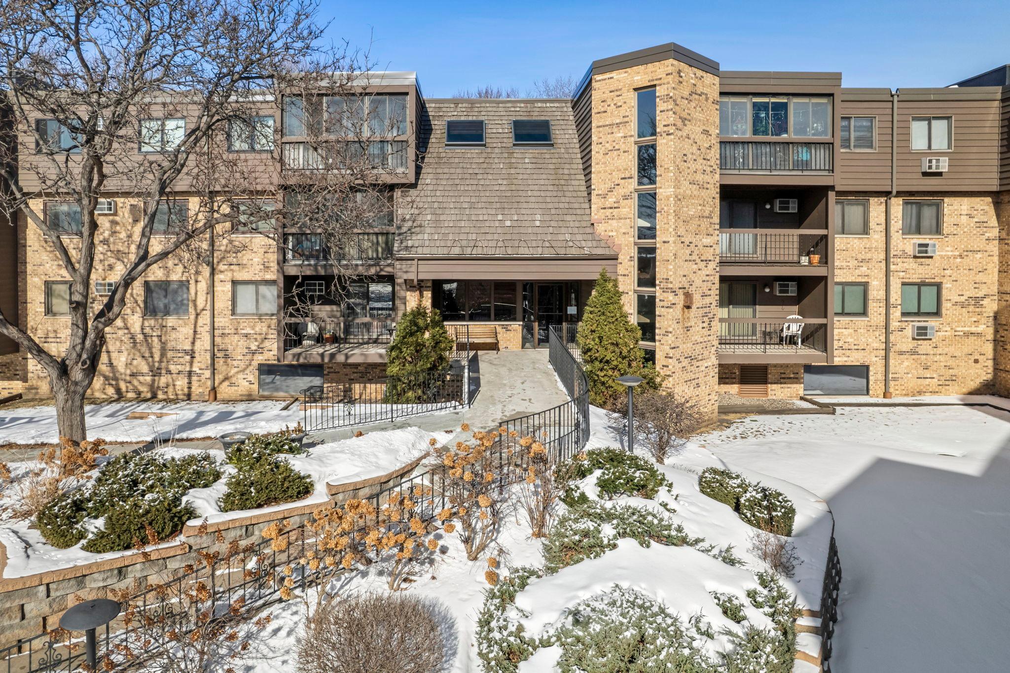 999 41st Avenue Northeast, Unit 203 Columbia Heights, MN 55421 - Photo 32 of 39