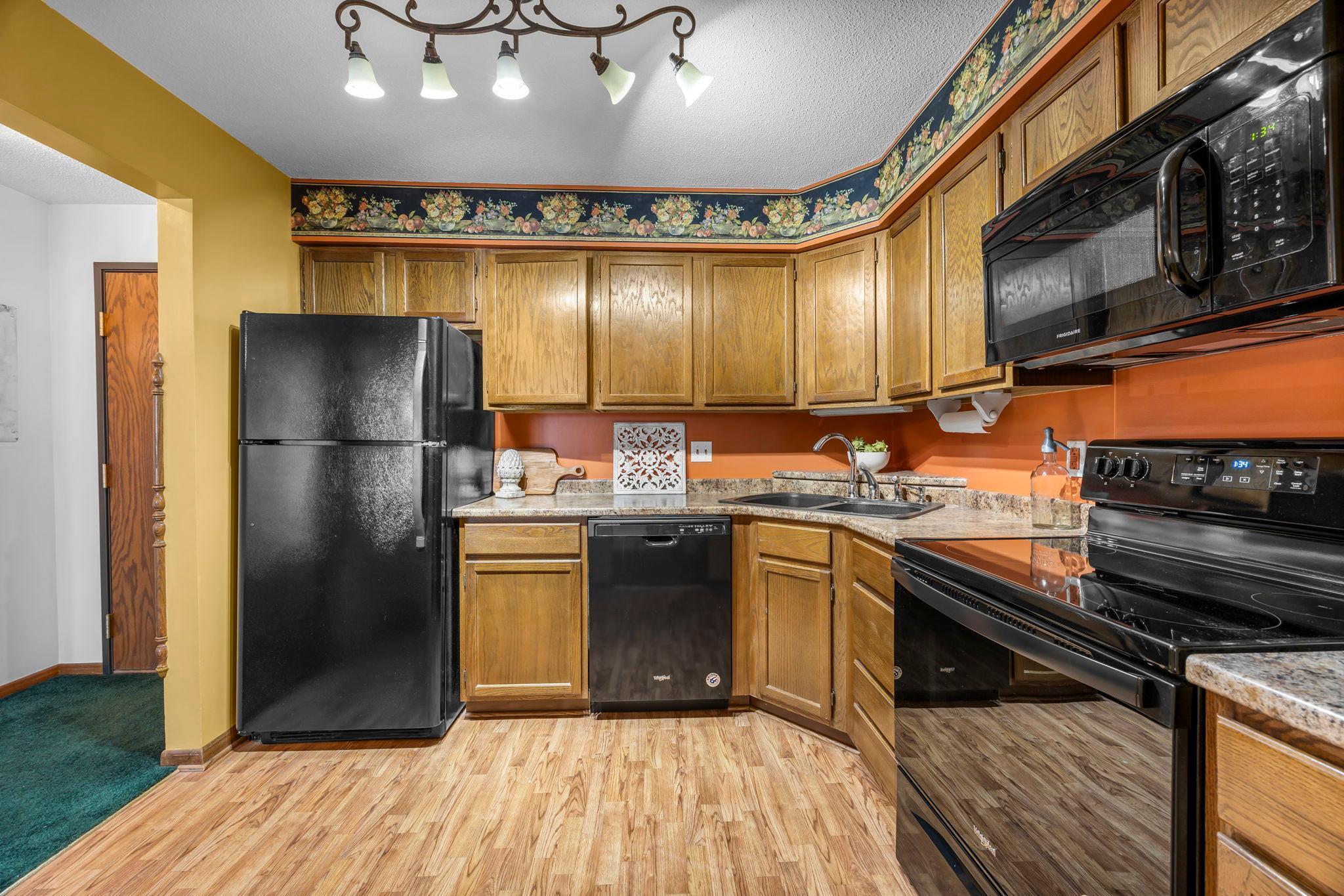 999 41st Avenue Northeast, Unit 203 Columbia Heights, MN 55421 - Photo 5 of 39