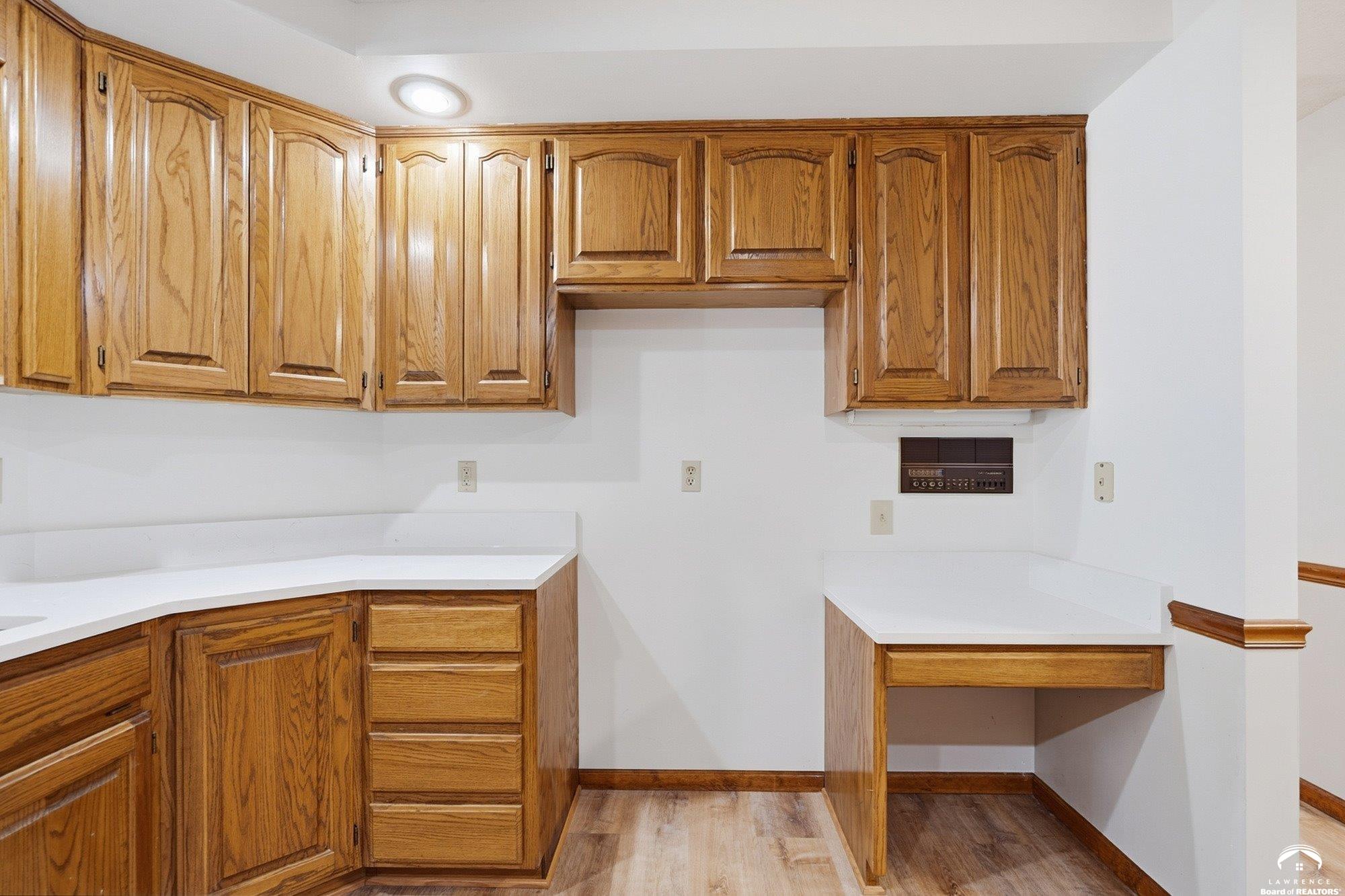 2018 Crossgate Drive Lawrence, KS 66047 - Photo 21 of 33