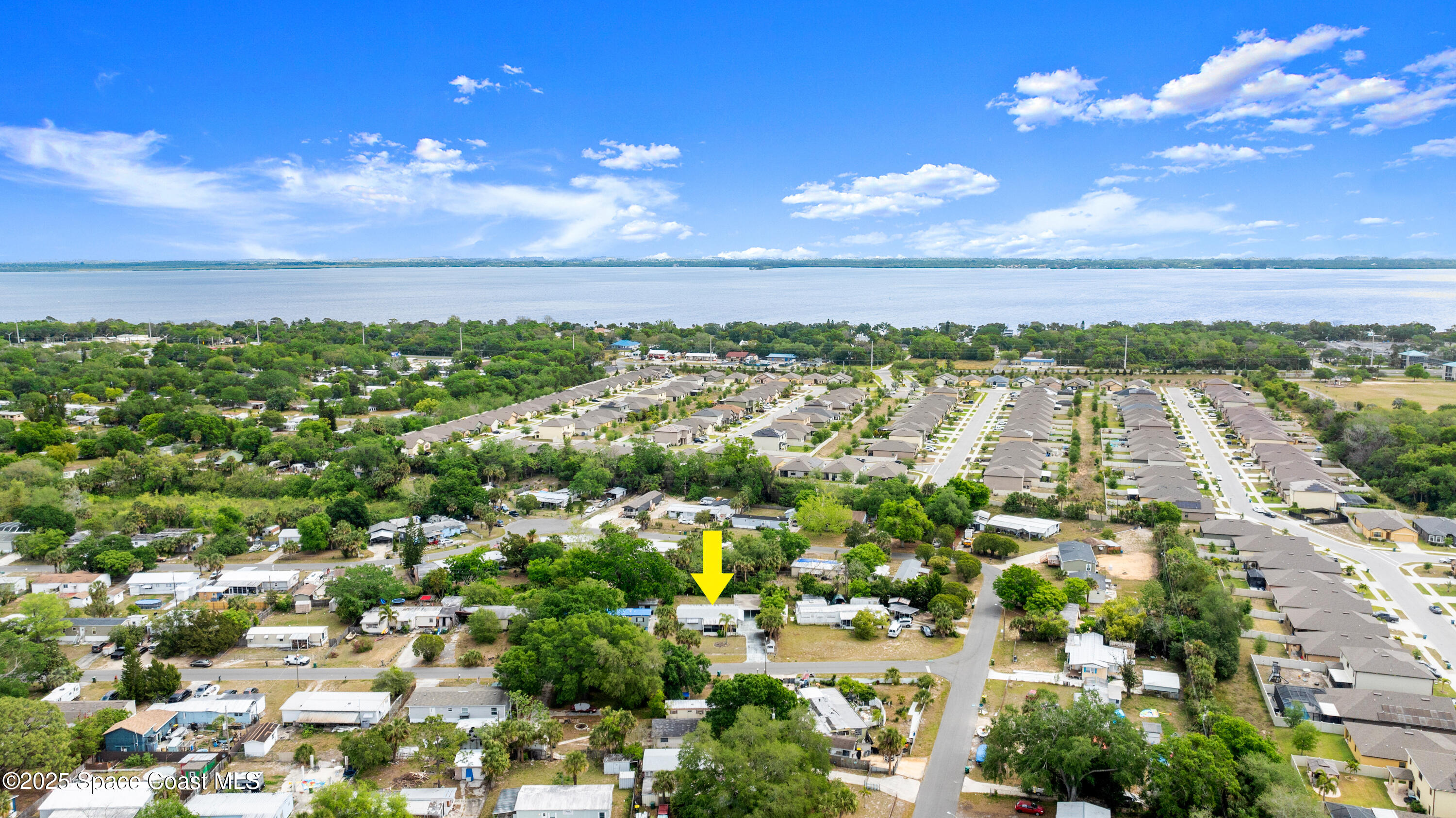 6850 Blue Bonnet Drive Cocoa, FL 32927 - Photo 4 of 38 05-6850 Blue Bonnet Dr (5 of 39)