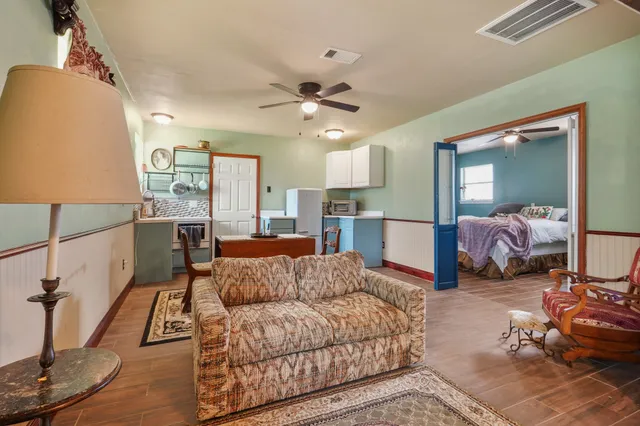 $3,225 | 5003 Mockingbird Lane, Katy, TX 77493