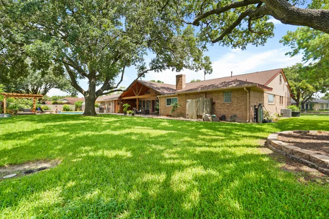 $3,225 | 5003 Mockingbird Lane, Katy, TX 77493