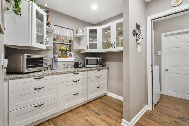 $3,225 | 5003 Mockingbird Lane, Katy, TX 77493