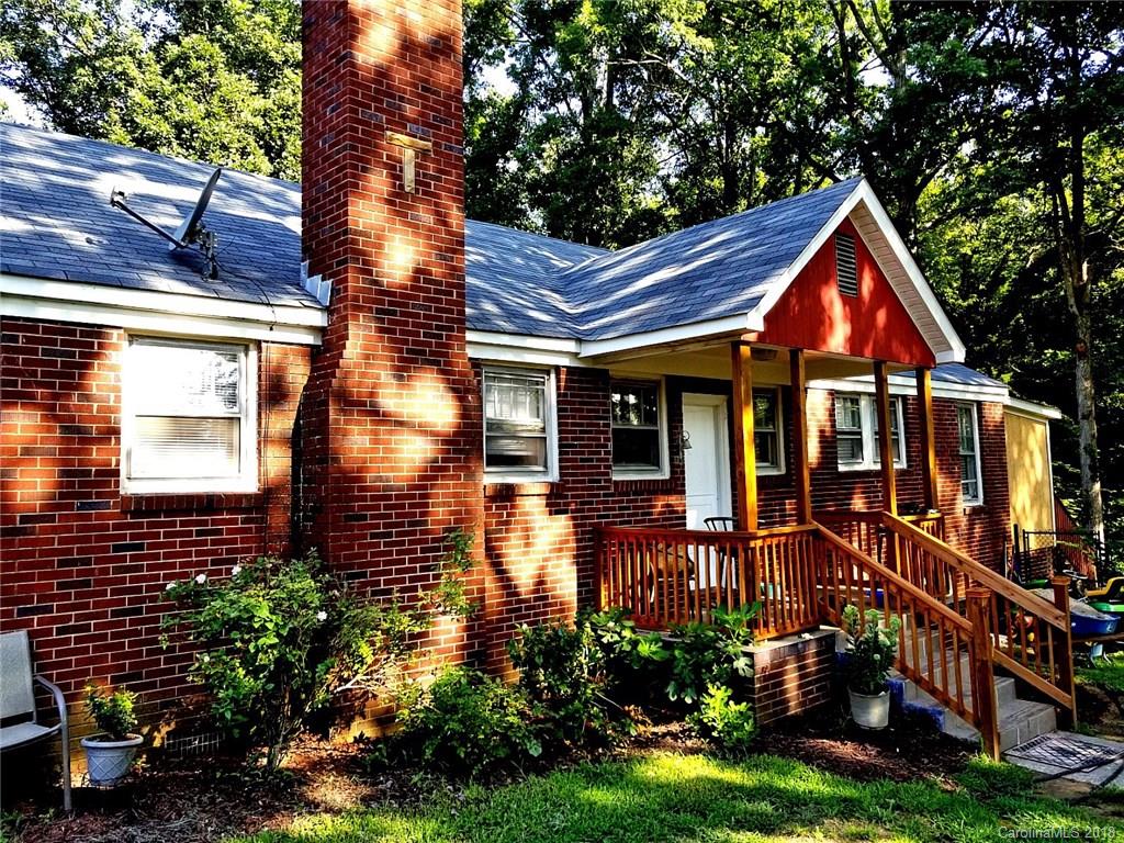 1217 Sunset Road Charlotte, NC 28216 - Photo 2 of 13 Gallery Image 2