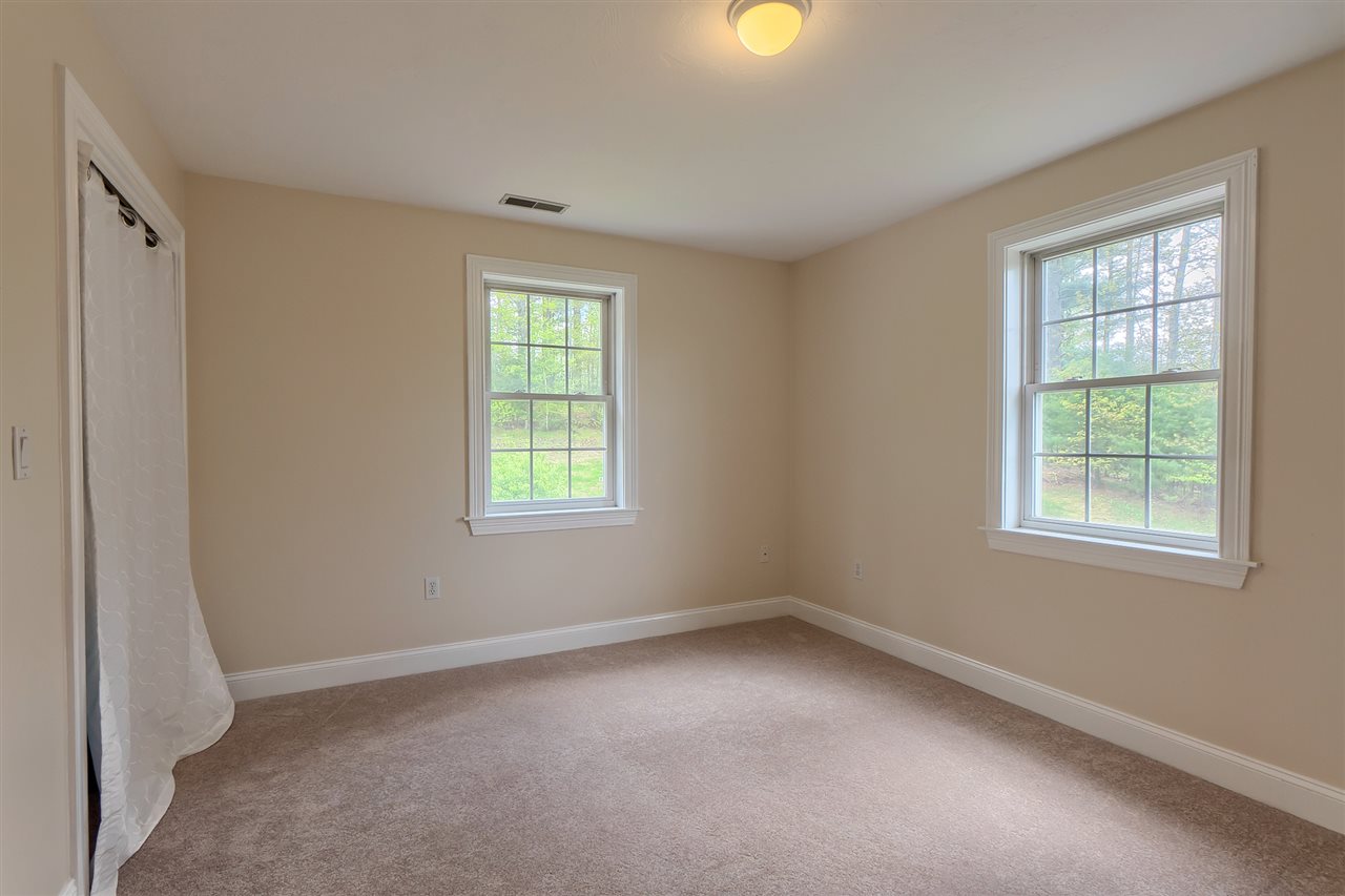 35 Dodge Road Pelham, NH 03076 - Photo 22 of 28