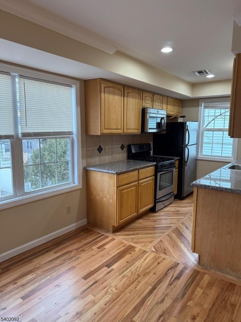 512 Chestnut Street, Unit C Union, NJ 07083 - Photo 4 of 10