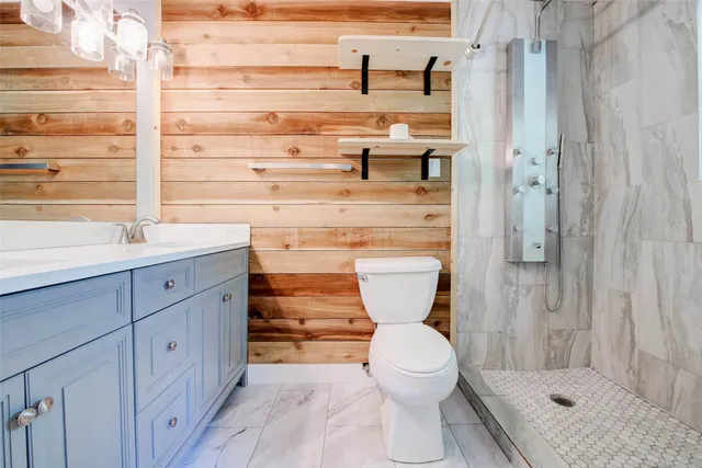 $310,000 | 379 Hale Road, Bay City, TX 77414