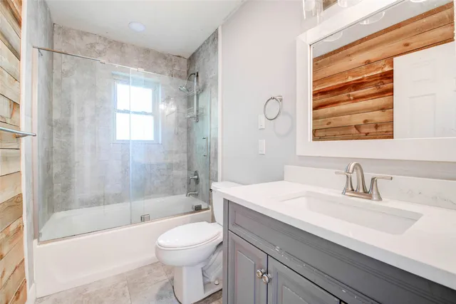 $310,000 | 379 Hale Road, Bay City, TX 77414