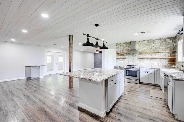 $310,000 | 379 Hale Road, Bay City, TX 77414