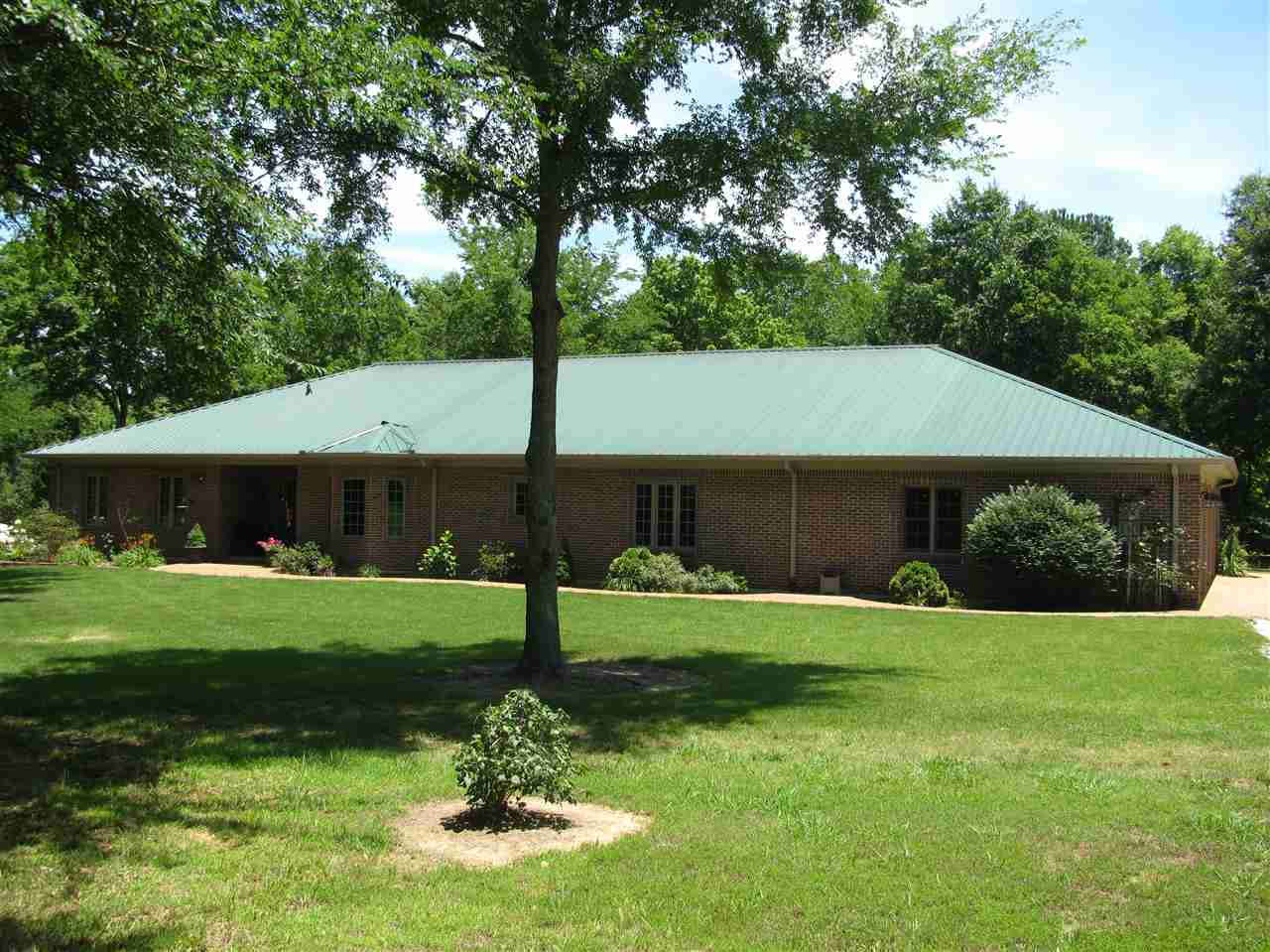2005 Kendrick Road Michie, TN 38357 - Photo 3 of 25 Gallery Image 3