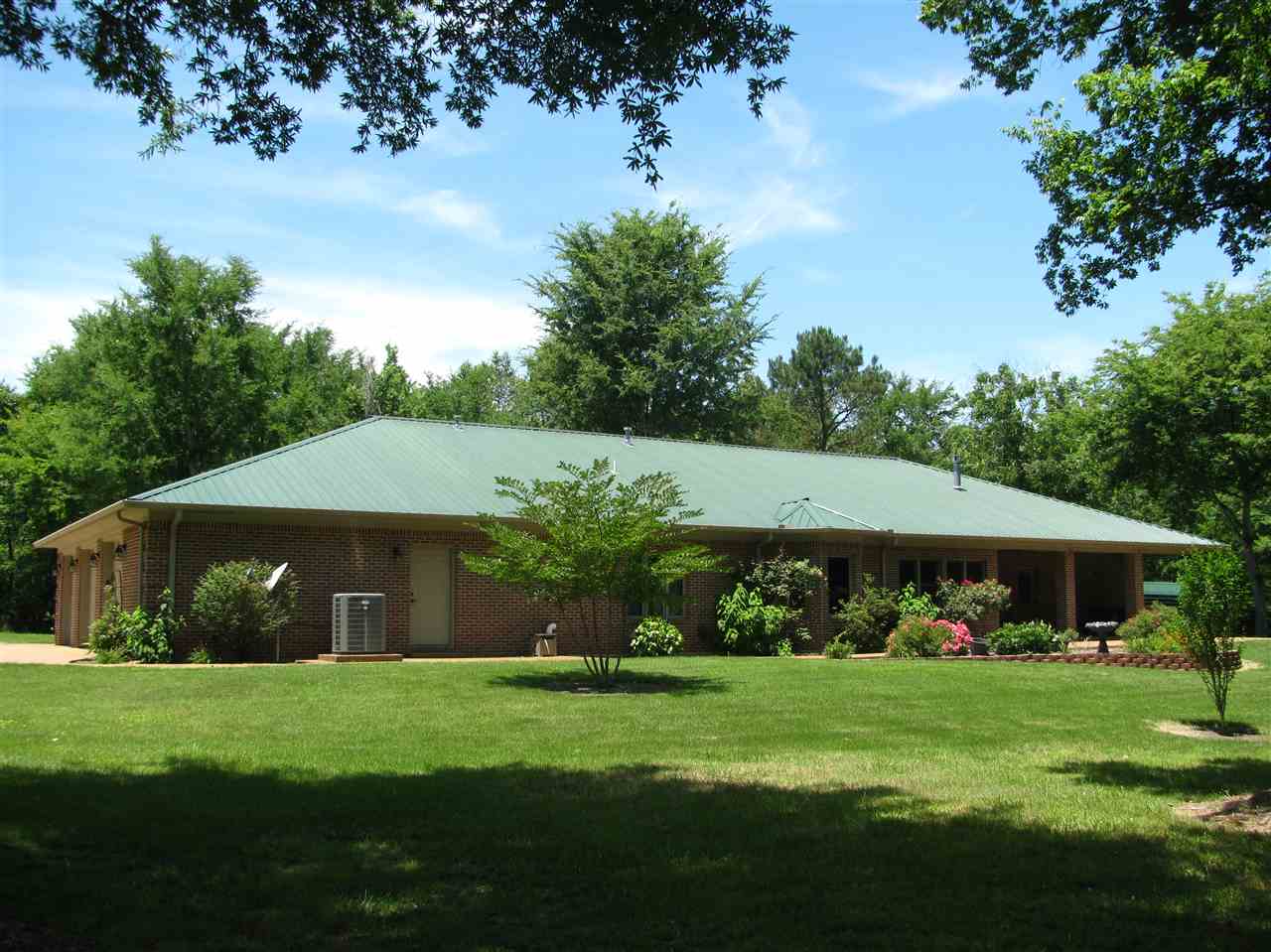 2005 Kendrick Road Michie, TN 38357 - Photo 5 of 25 Gallery Image 5