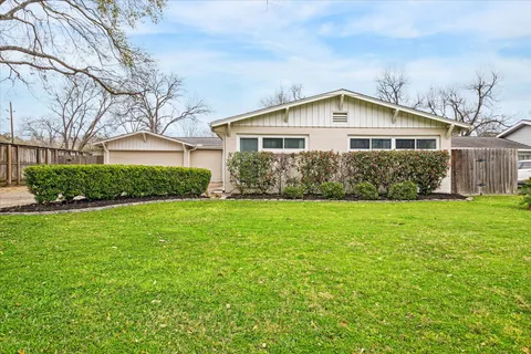 $350,000 | 15818 Acapulco Drive, Jersey Village, TX 77040