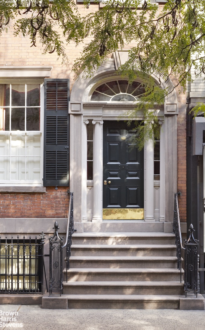 203 Prince Street Manhattan, NY 10012 - Photo 2 of 45 a view of a building entrance