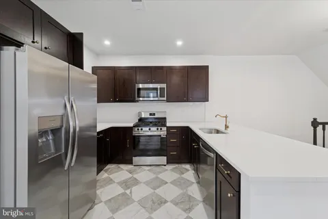 $299,900 | 115 North 53rd Street, Philadelphia, PA 19139