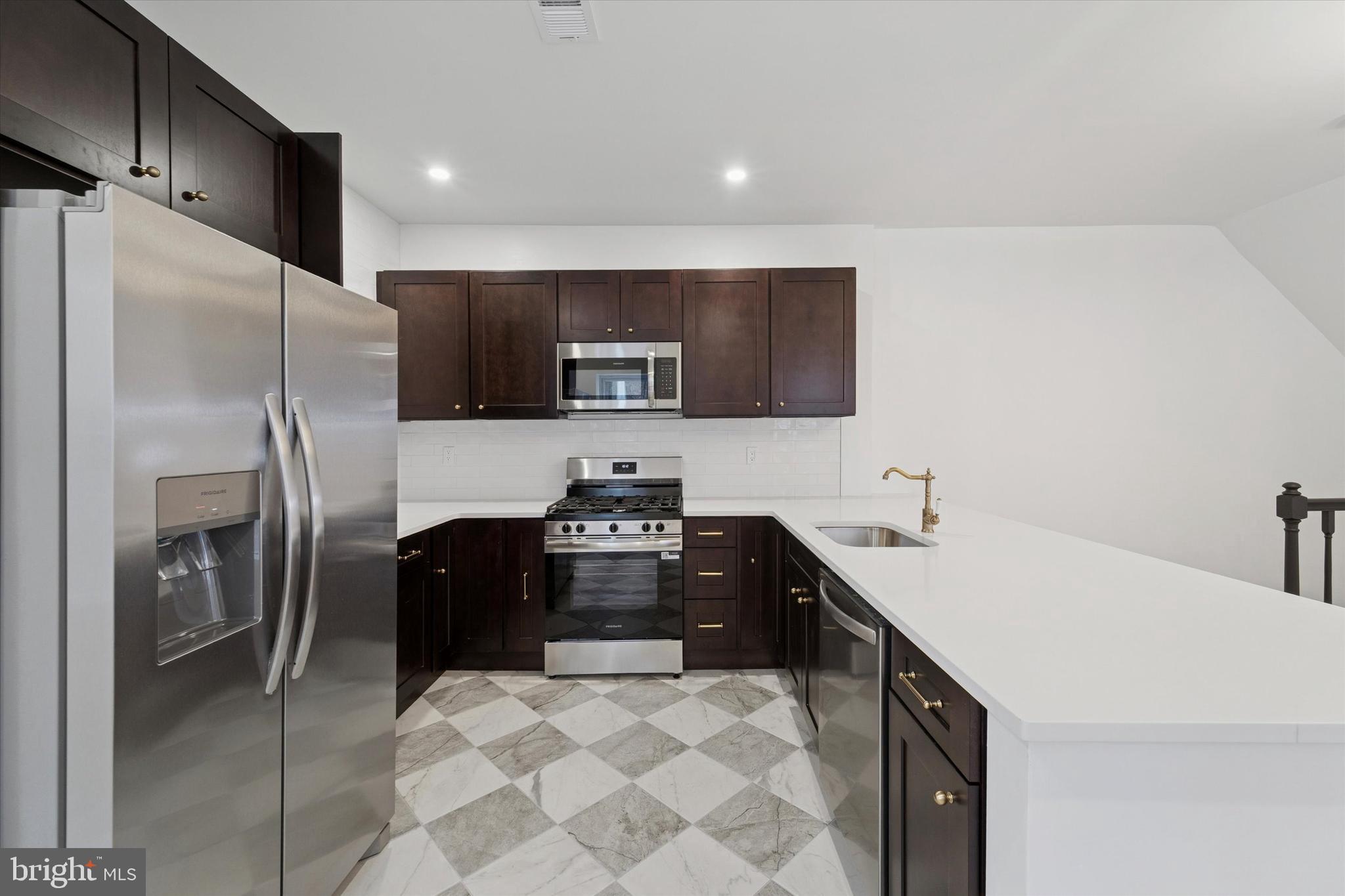 115 North 53rd Street Philadelphia, PA 19139 - Photo 7 of 25