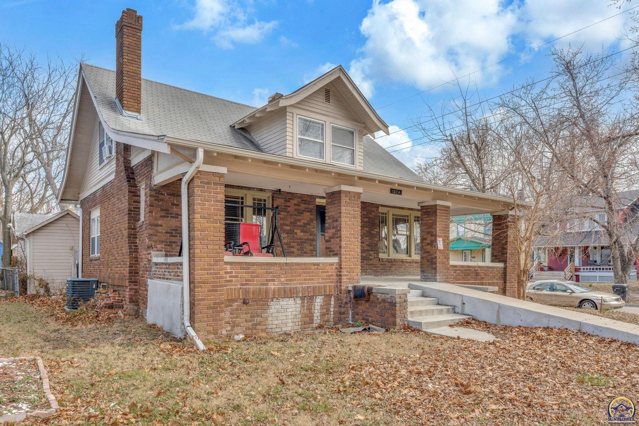 1034 Southwest Lincoln Street Topeka, KS 66604 - Photo 4 of 42