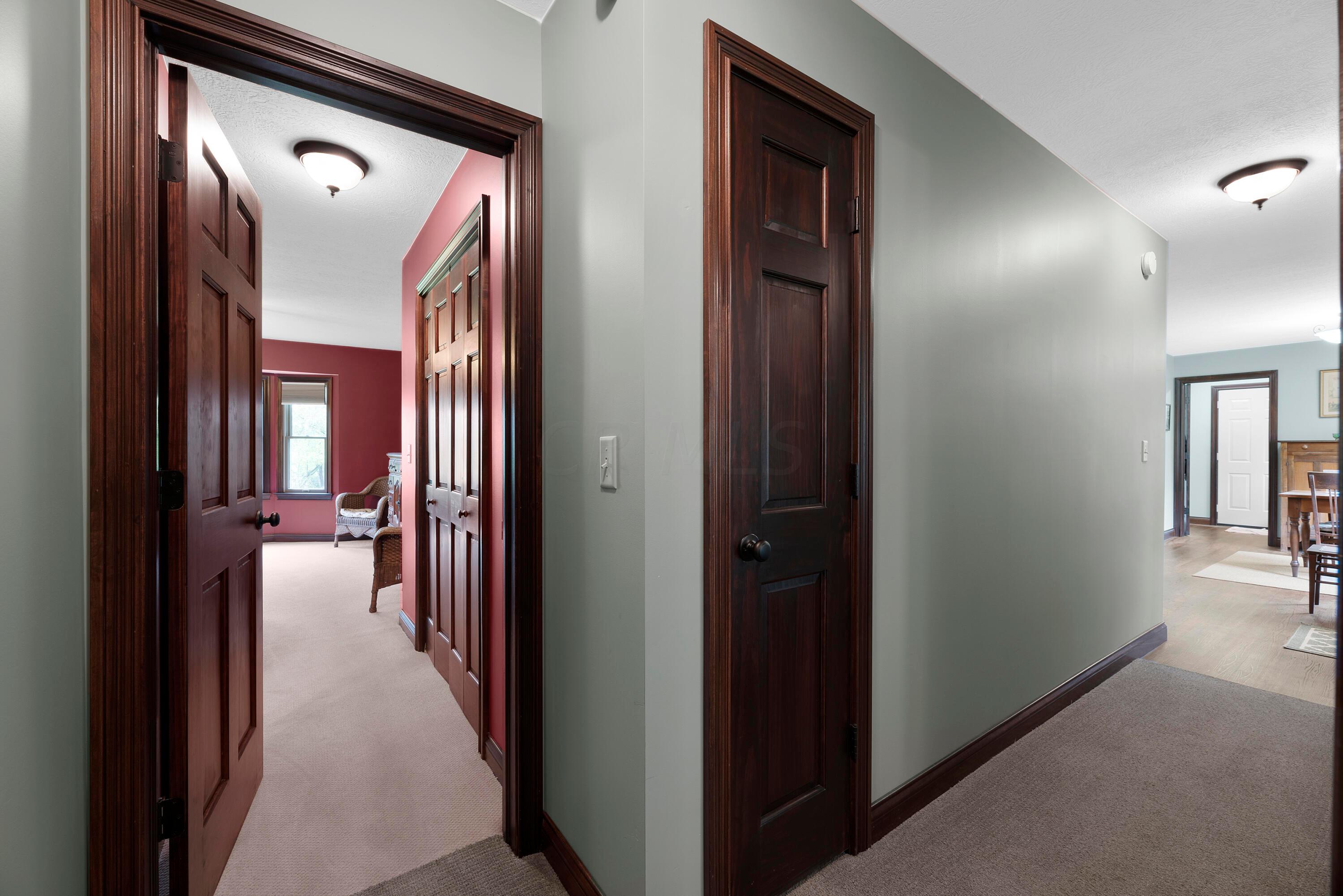 55 Ginder Road Northwest Lancaster, OH 43130 - Photo 26 of 70 Hallway to Owners Bedroom