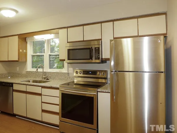 $1,950 | 118 Lantern Way, Carrboro, NC 27510