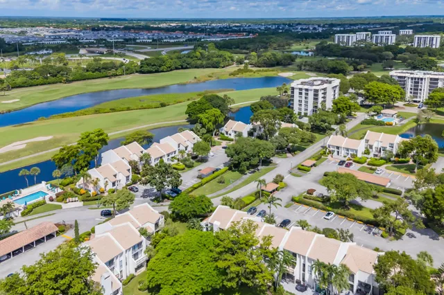 $290,000 | 2003 Bridgewood Drive, Unit 2003, Boca Raton, FL 33434