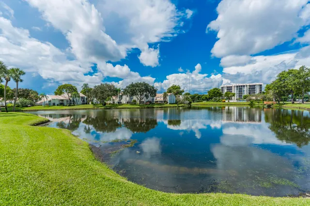 $290,000 | 2003 Bridgewood Drive, Unit 2003, Boca Raton, FL 33434
