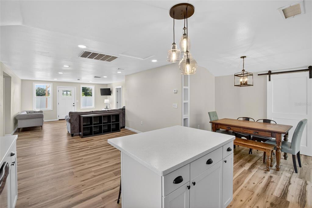 1120 Walker Road Lakeland, FL 33810 - Photo 17 of 100 Gallery Image 17