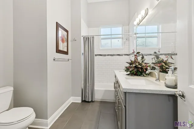 $2,400 | 2133 Dumaine Street, New Orleans, LA 70116