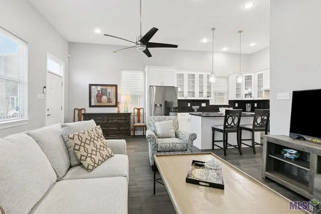 $2,400 | 2133 Dumaine Street, New Orleans, LA 70116