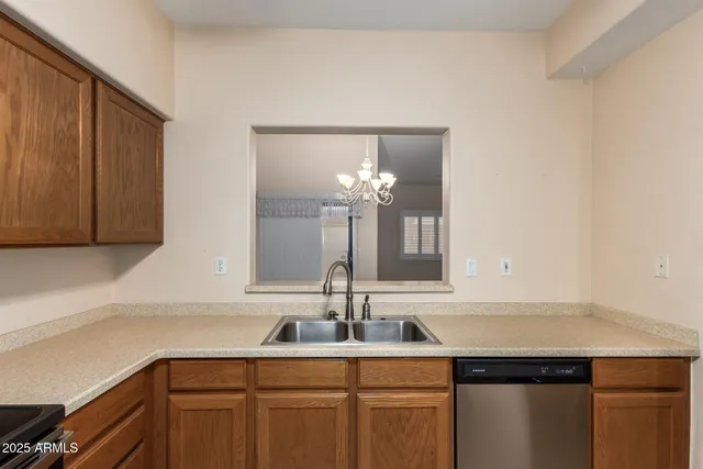 $375,000 | 45 East 9th Place, Unit 1, Mesa, AZ 85201