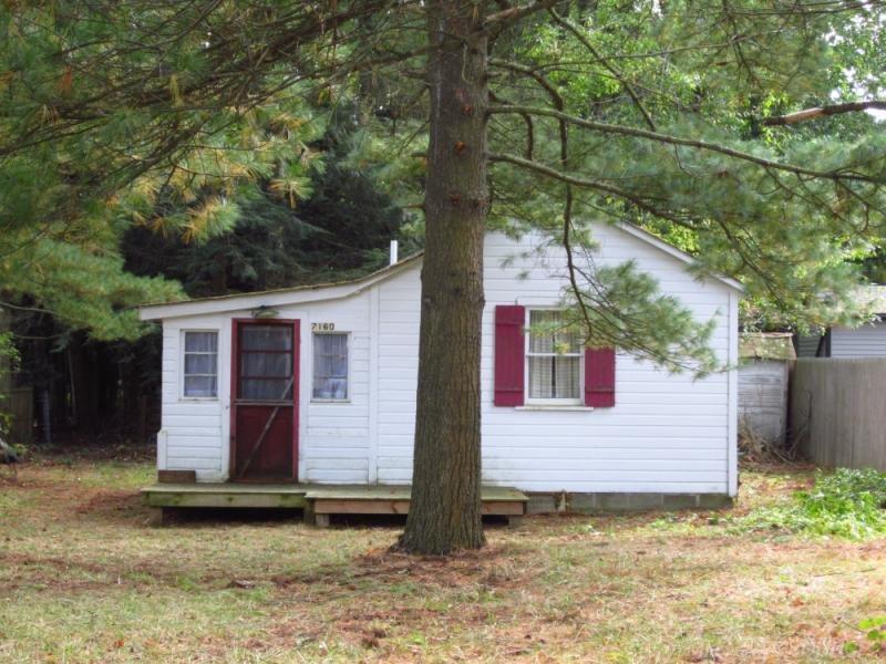 7160 County Farm Road Lexington, MI 48450 - Photo 1 of 8 31333692.JPG