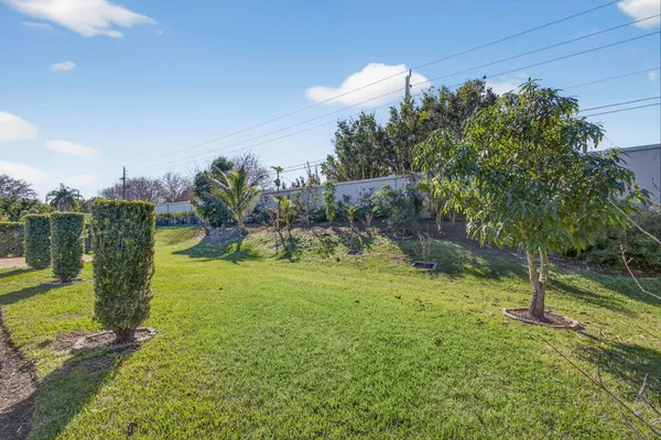$6,500 | 168 Thornton Drive, Palm Beach Gardens, FL 33418