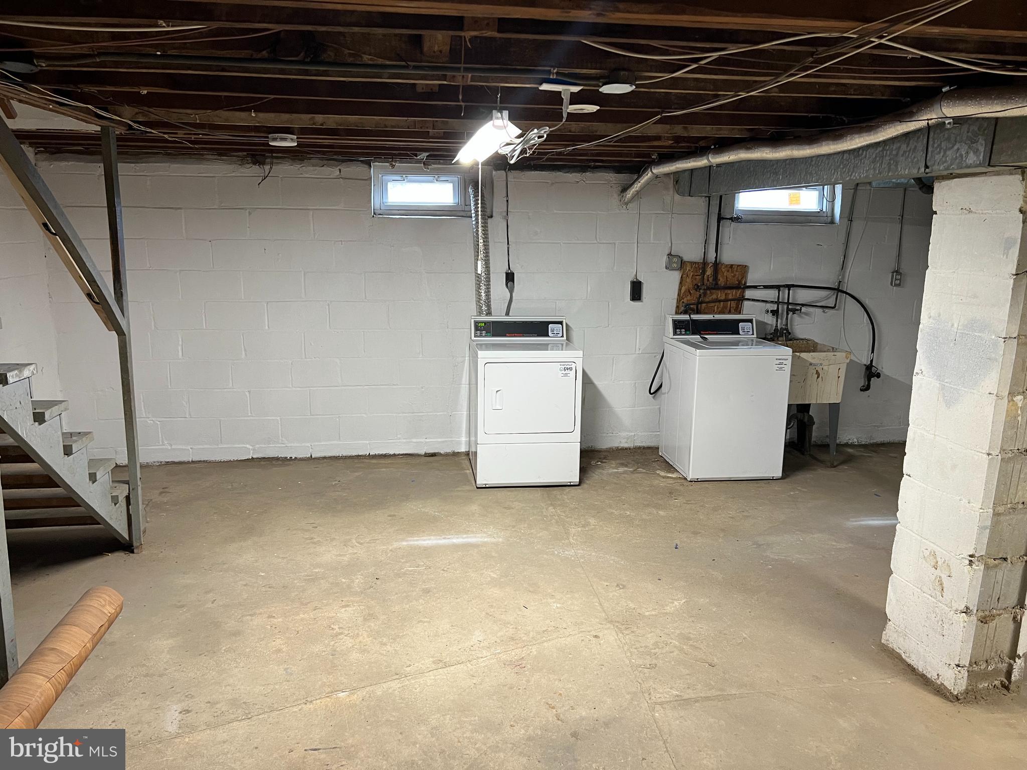 1102 Gleneagle Road Baltimore, MD 21239 - Photo 14 of 19 a view of a storage & utility room