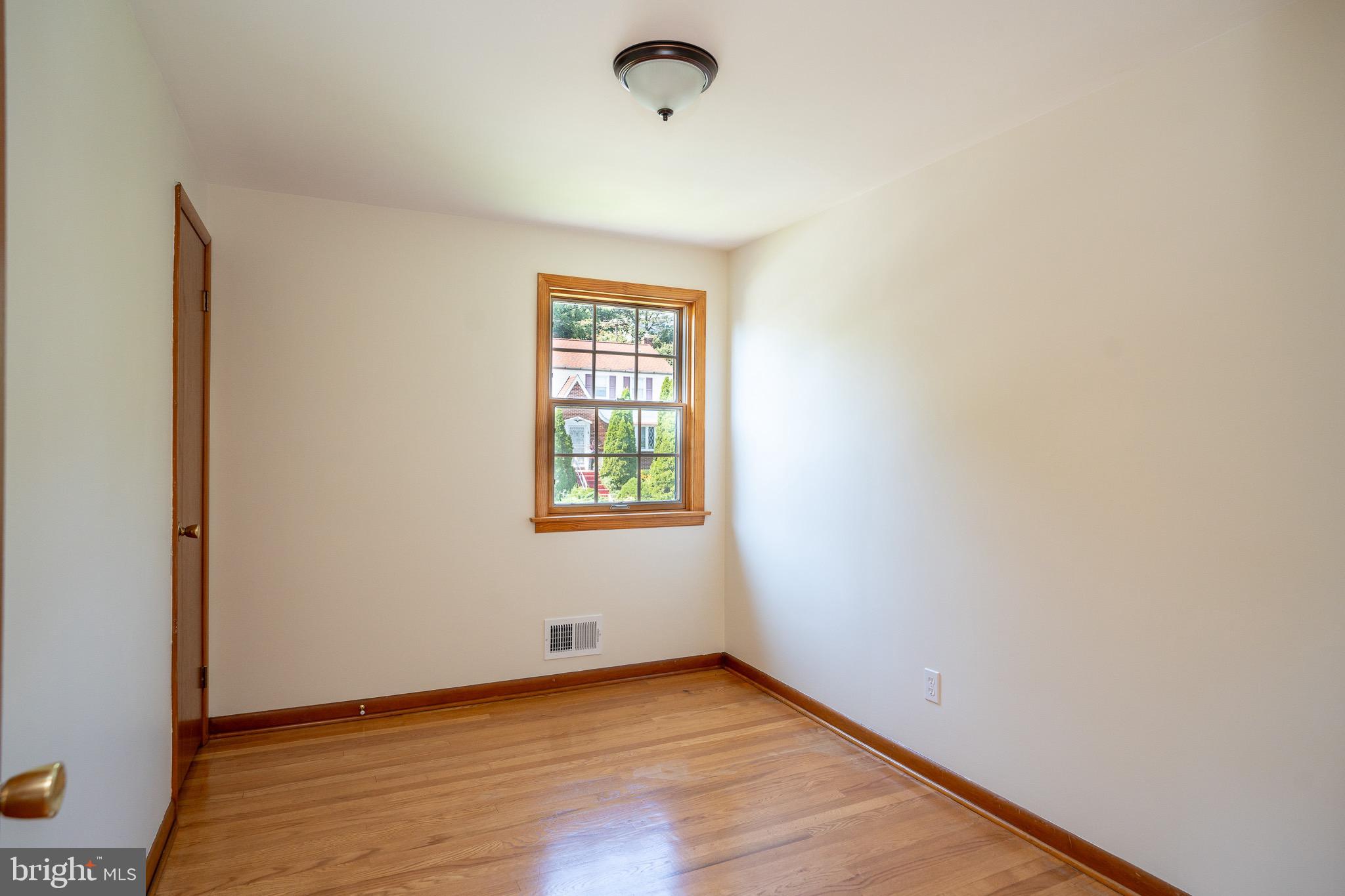 8215 Edwill Avenue Rosedale, MD 21237 - Photo 11 of 21