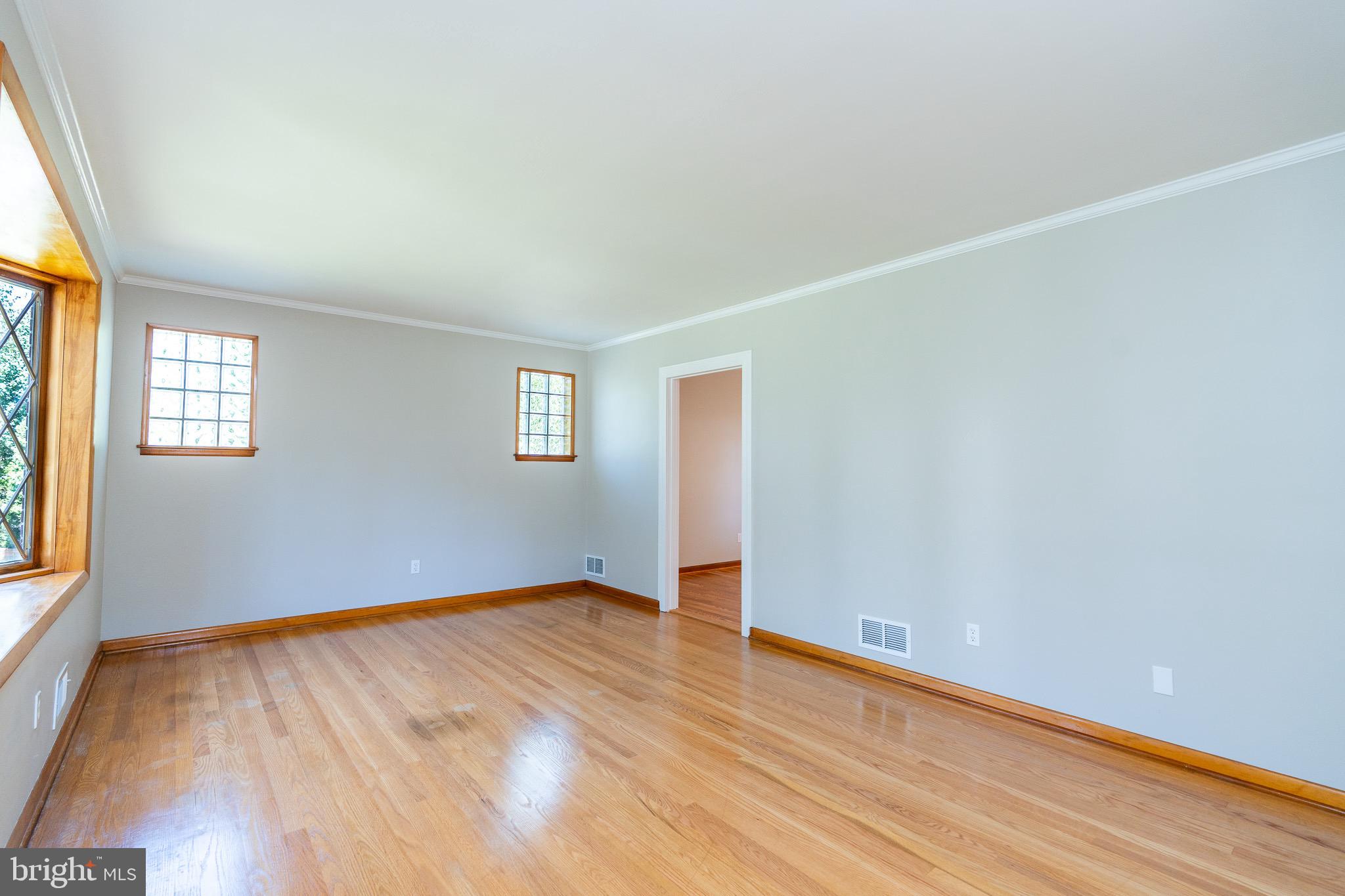 8215 Edwill Avenue Rosedale, MD 21237 - Photo 4 of 21