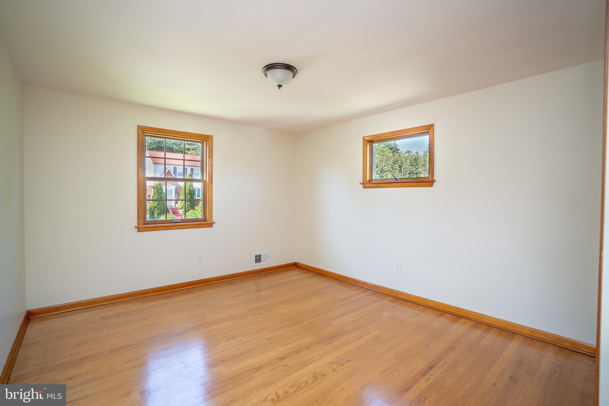 8215 Edwill Avenue Rosedale, MD 21237 - Photo 10 of 21