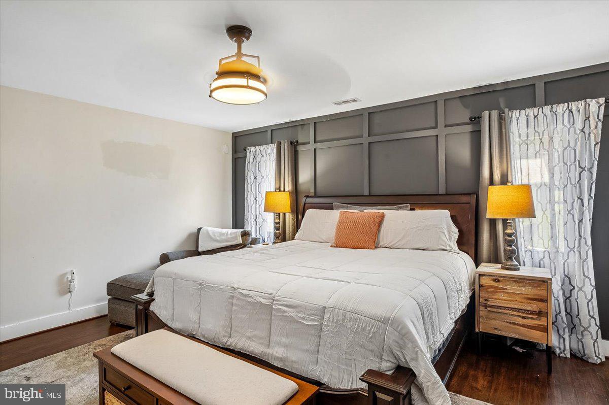 6271 Solomons Island Road Tracys Landing, MD 20779 - Photo 16 of 42 Primary bedroom