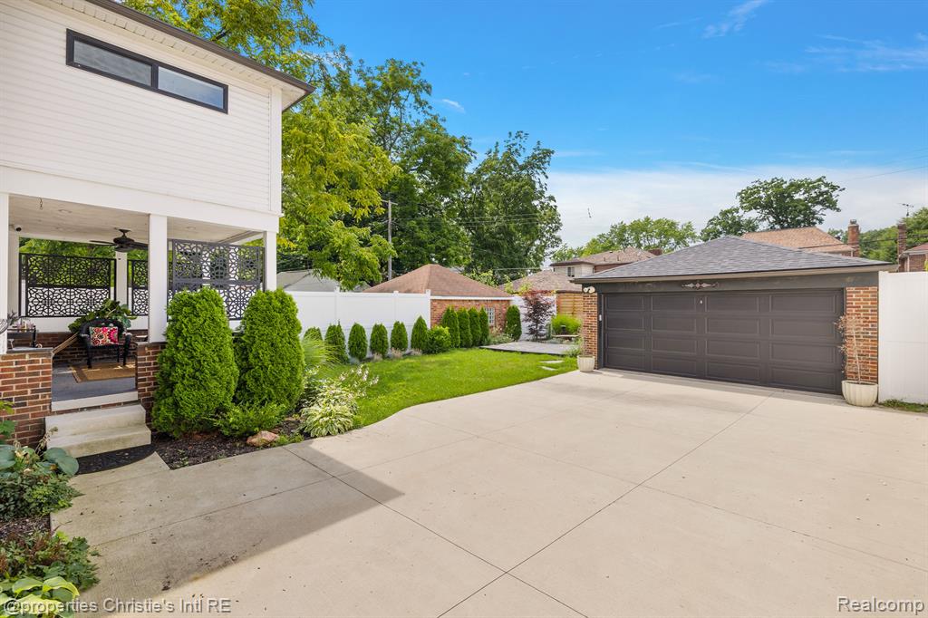 20073 Shrewsbury Road Detroit, MI 48221 - Photo 47 of 54 Gallery Image 47