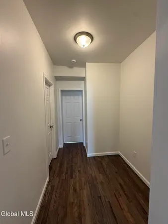 $2,725 | 346 Madison Avenue, Unit 3, Albany, NY 12210