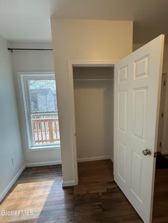 $2,725 | 346 Madison Avenue, Unit 3, Albany, NY 12210