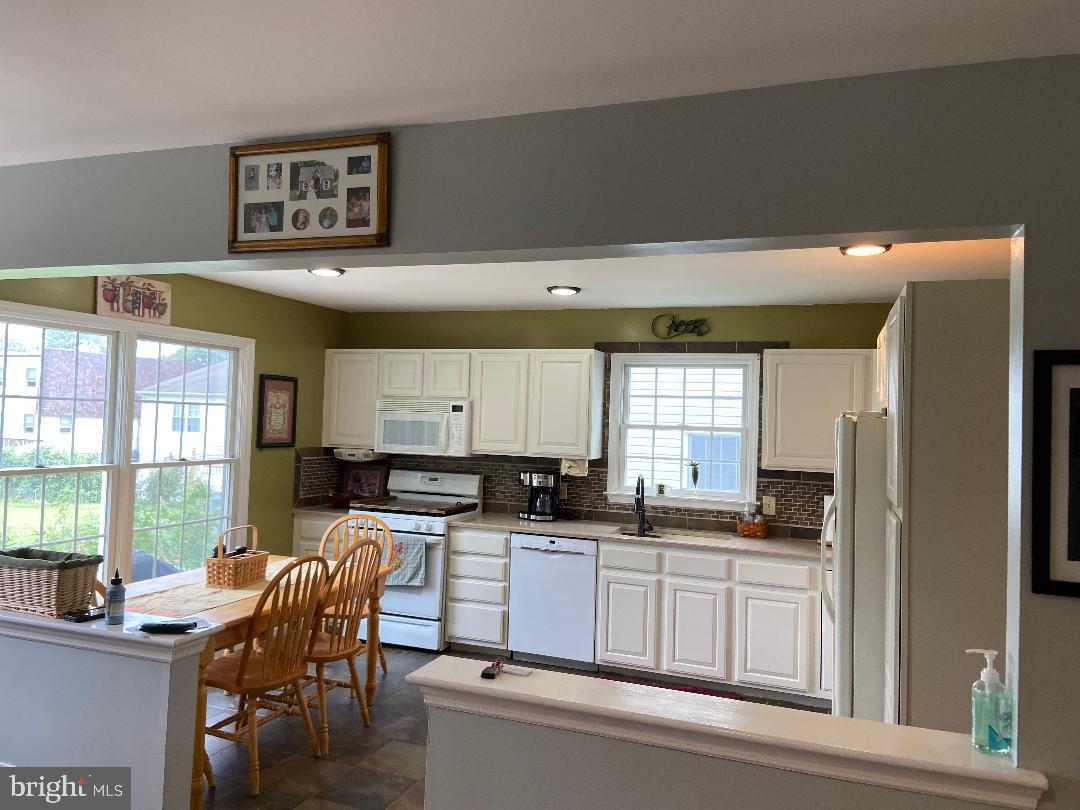 1257 Southampton Road Philadelphia, PA 19116 - Photo 10 of 48
