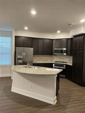 $2,500 | 2401 Siskiyou Street, Lewisville, TX 75056