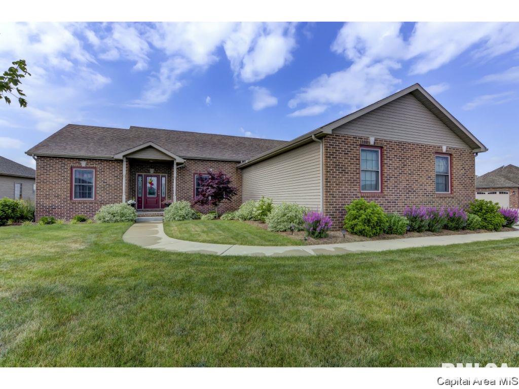 1524 Winston Drive Springfield, IL 62711 - Photo 1 of 30 Gallery Image 1