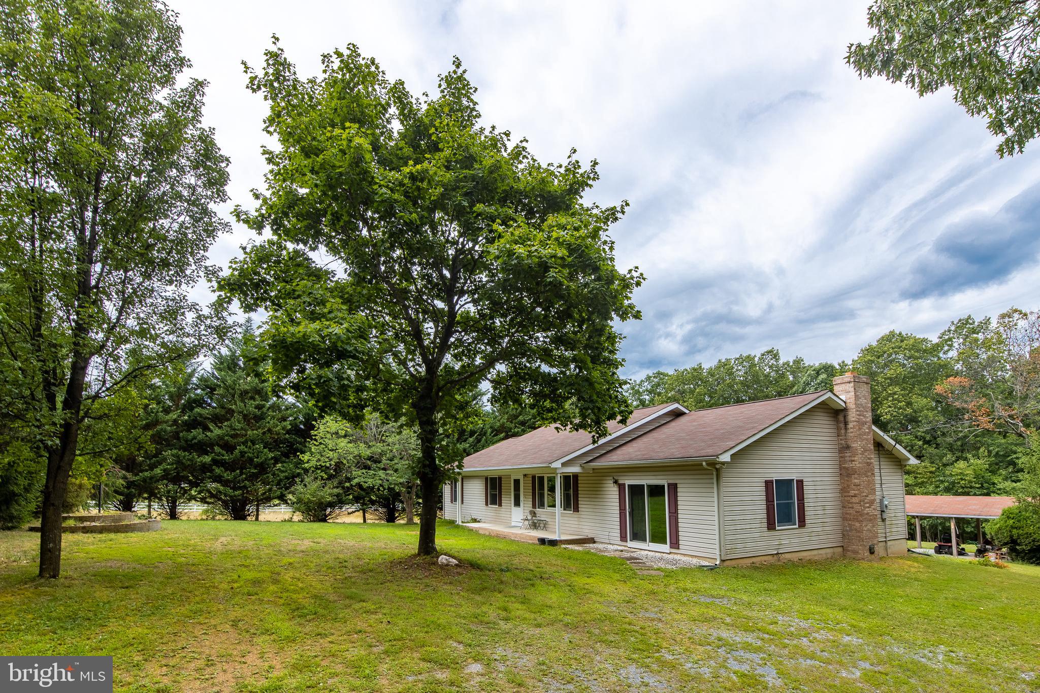 1435 Reynolds Road Cross Junction, VA 22625 - Photo 2 of 20