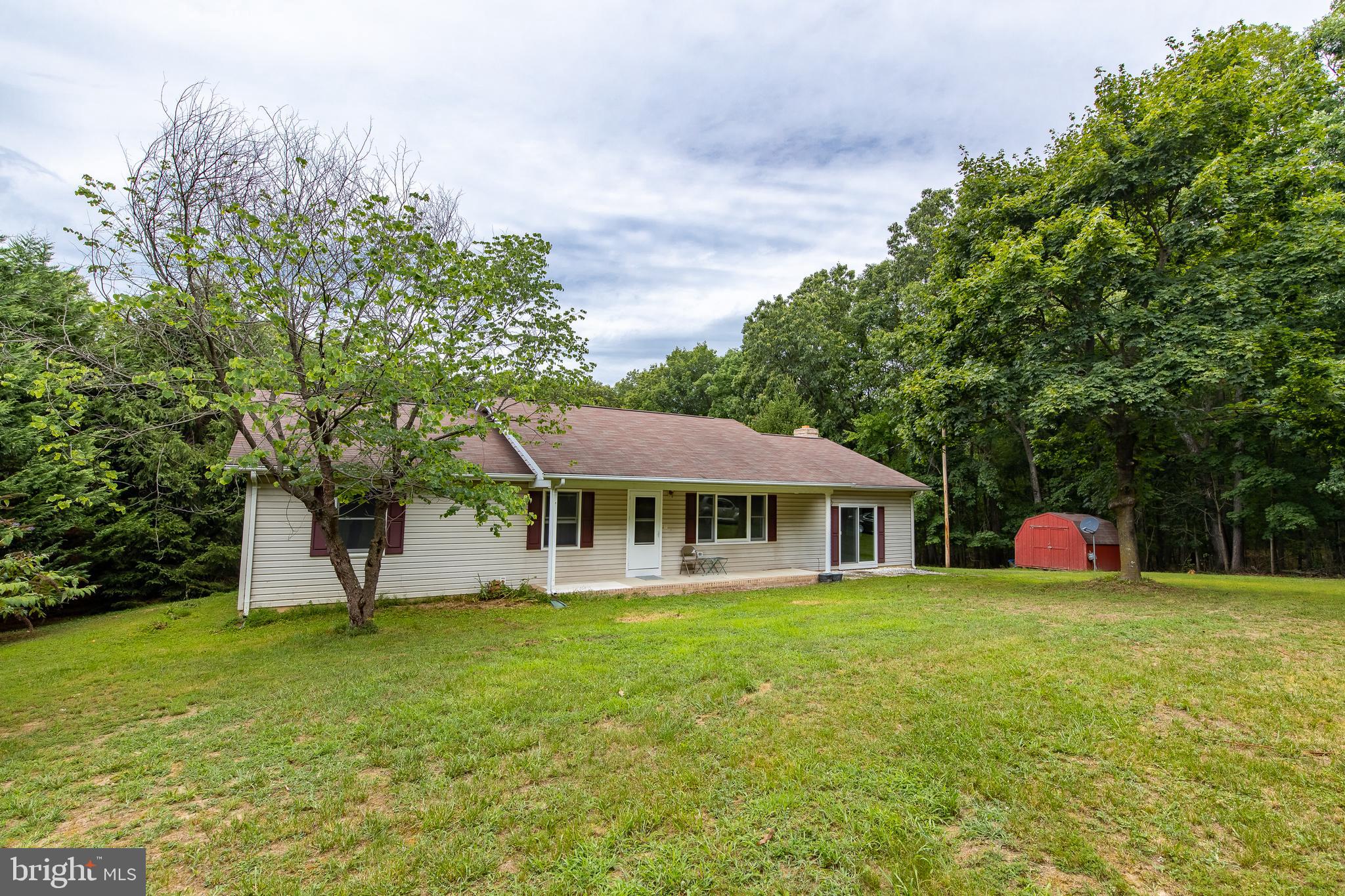 1435 Reynolds Road Cross Junction, VA 22625 - Photo 3 of 20